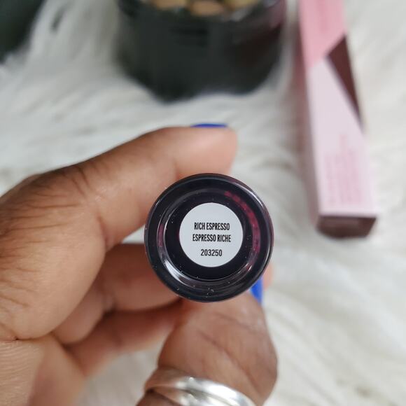 Mary Kay Rich Espresso Matte Liquid Lipstick - Picture 6 of 6